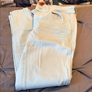 Women’s skinny jeans